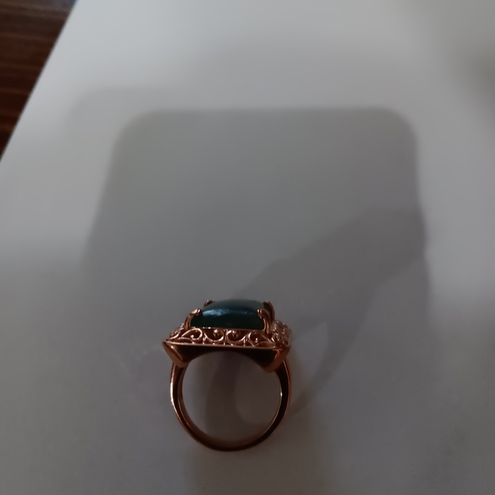 Ladies Ring - Picture 3 of 4